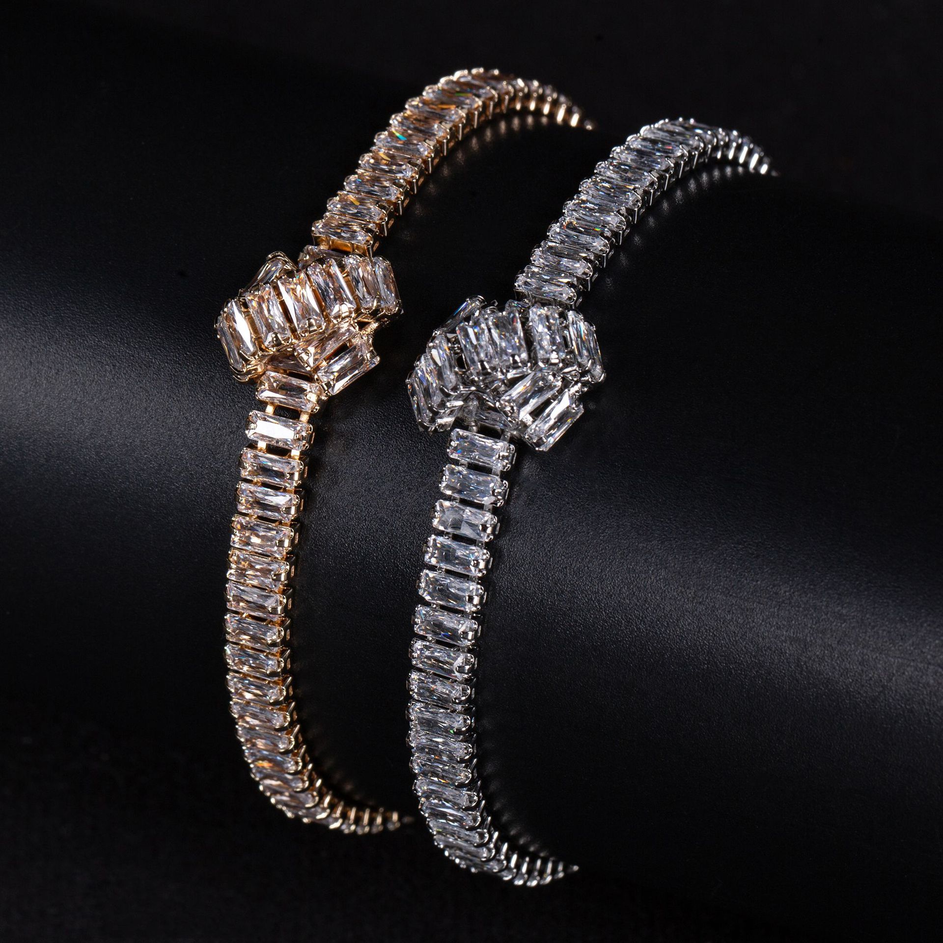 Simple Elegant Everyday White  - đánh giá và giá Women Accessories Dubai